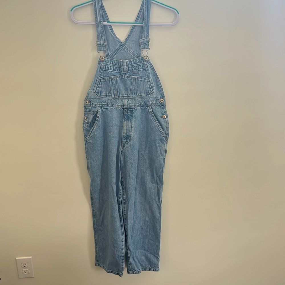 Vintage 90’s youth GAP denim overalls. Size L